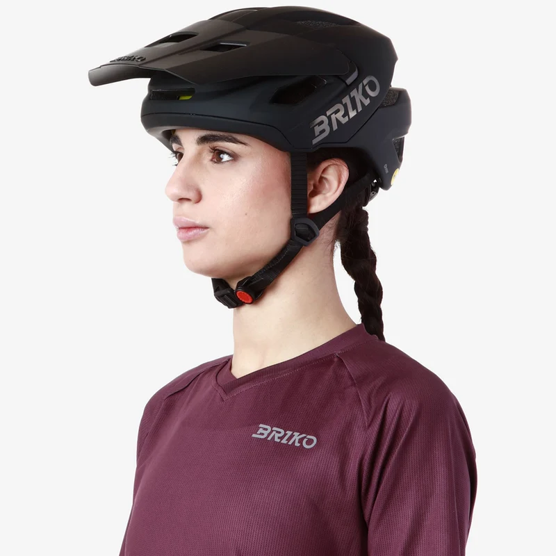 OVER MIPS - Helmets - Helmet - Unisex - Matt Black