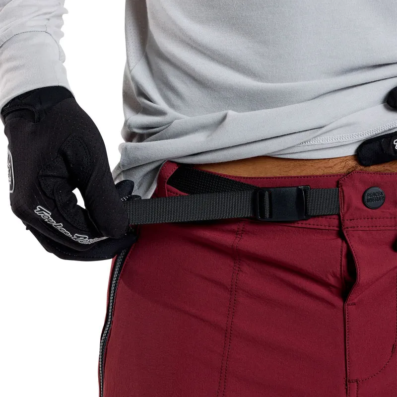Skyline Trail Short Shell Mono Oxblood