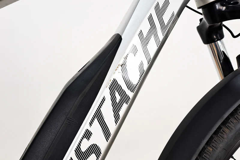 MOUSTACHE Samedi 27 Xroad 3 2018 L