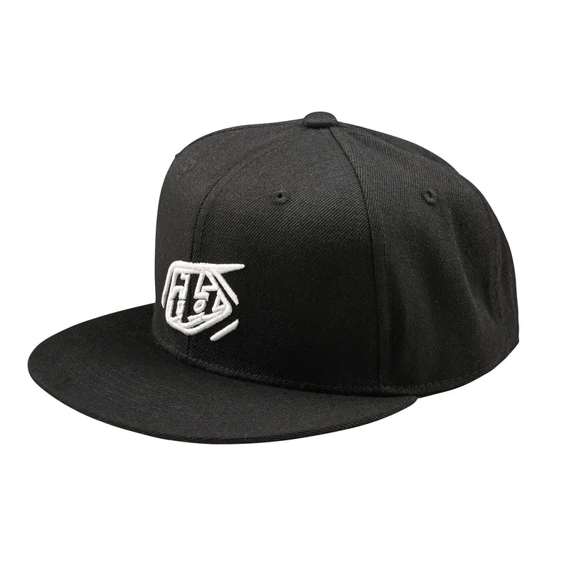 Flat Bill Snapback Badge Black