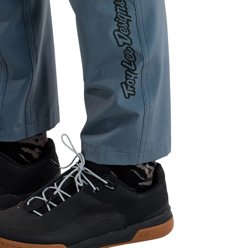 Ruckus Long Travel Pant Mono Steel Blue