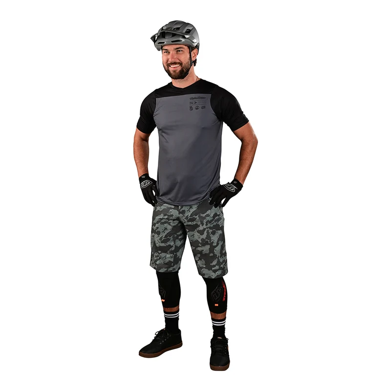 Skyline Short W/Liner Digi Camo Spruce