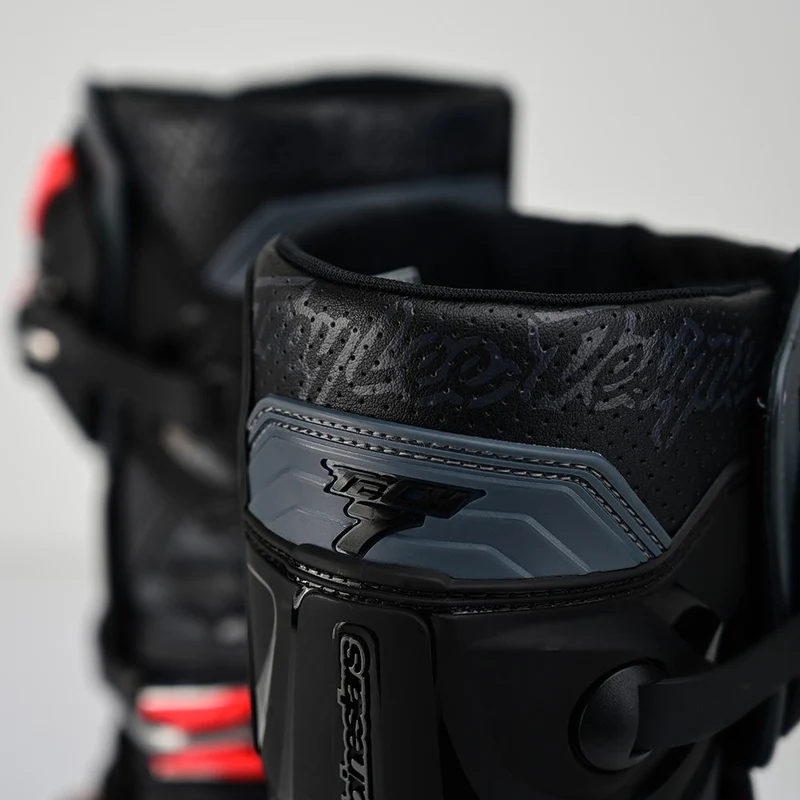 Alpinestars Tech 7 Enduro Boot Solid Black / Grey Camo