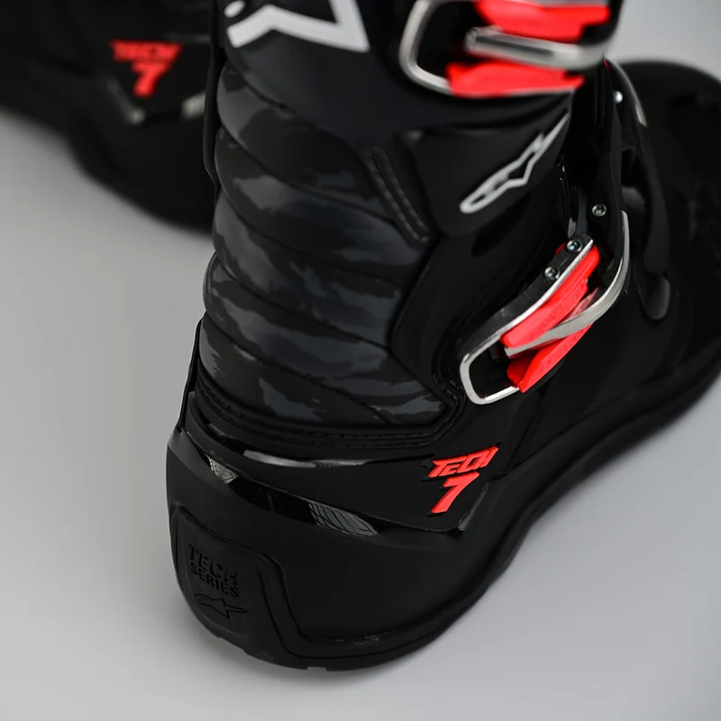 Alpinestars Tech 7 Enduro Boot Solid Black / Grey Camo