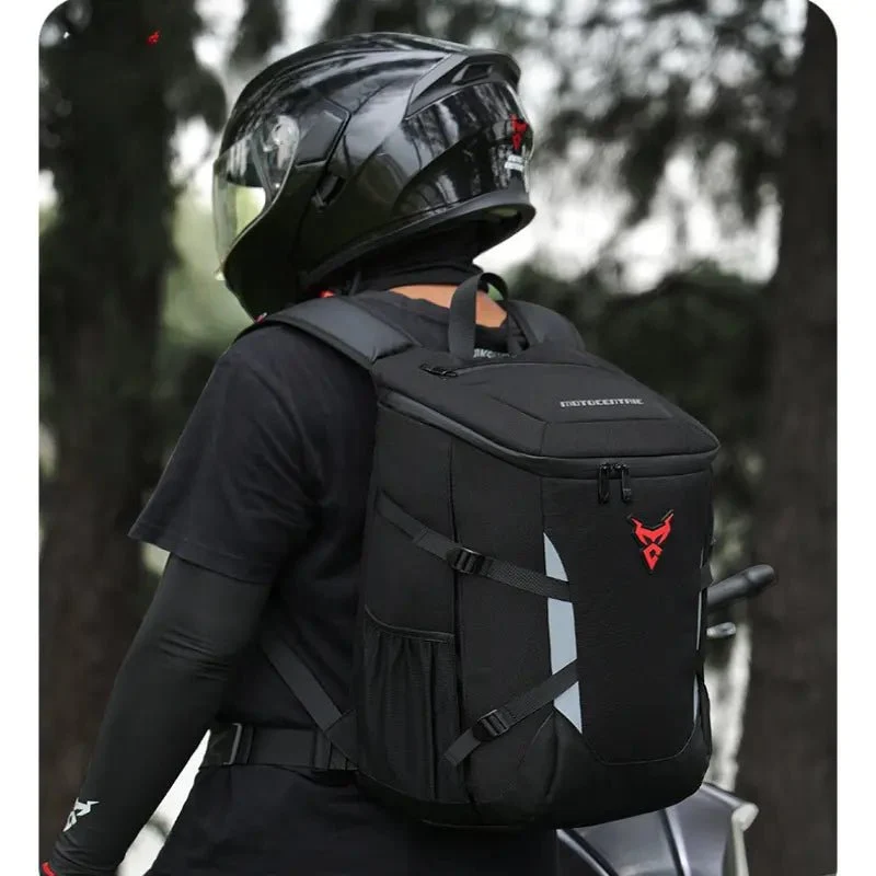 Sac à dos moto étanche 24/28L | MC-0137