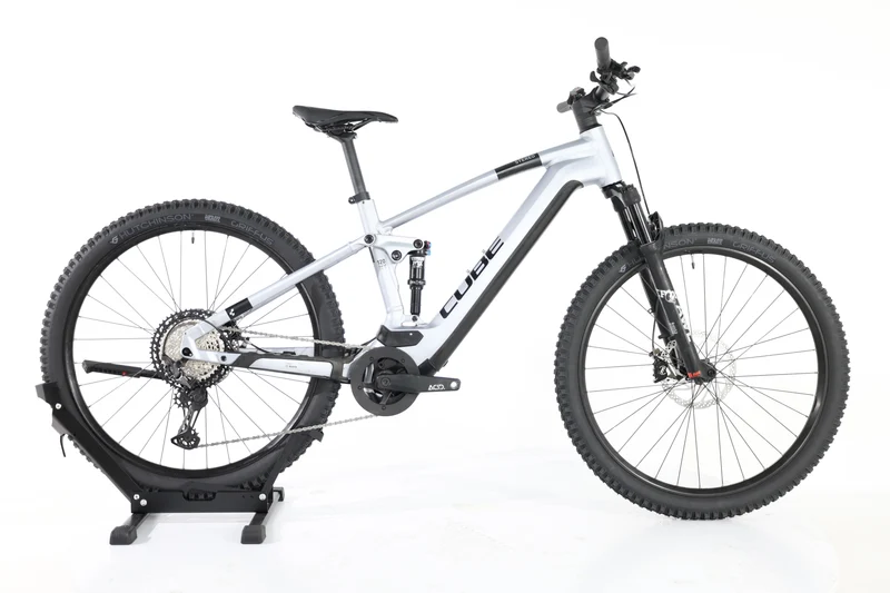 CUBE Stereo Hybrid 120 Race 750 2023 T.L