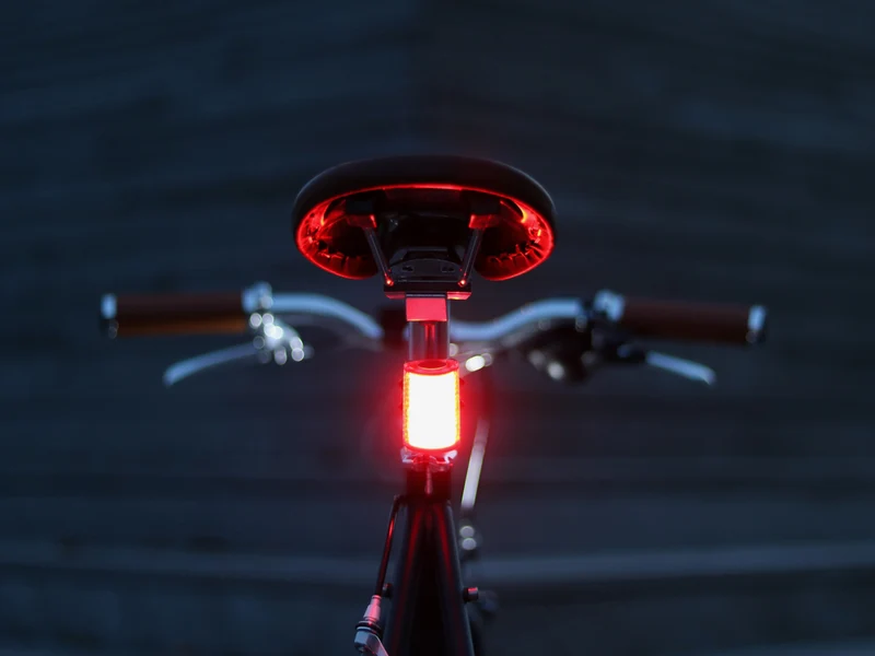 Lumière Magnétique Arrière Shapeheart - Feu Vélo Fixation Aimant Rechargeable