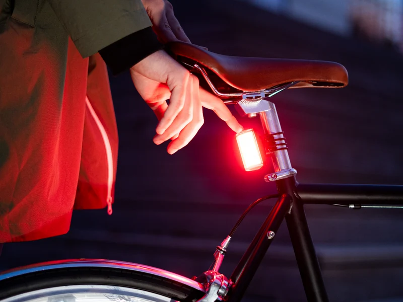 Lumière Magnétique Arrière Shapeheart - Feu Vélo Fixation Aimant Rechargeable