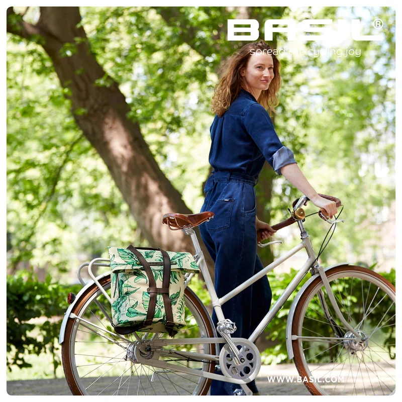 Basil Ever-Green - bicycle daypack - 14-19 liter - sandshell beige