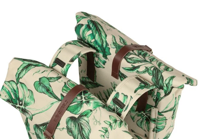 Basil Ever-Green - double bicycle bag - 28-32 liter - sandshell beige