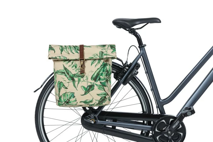Basil Ever-Green - double bicycle bag - 28-32 liter - sandshell beige