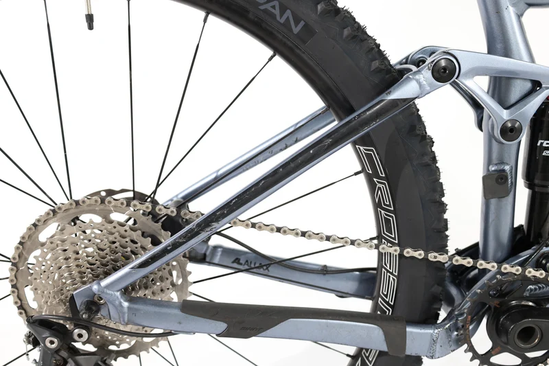 GIANT Stance 29 2 2023 T.S