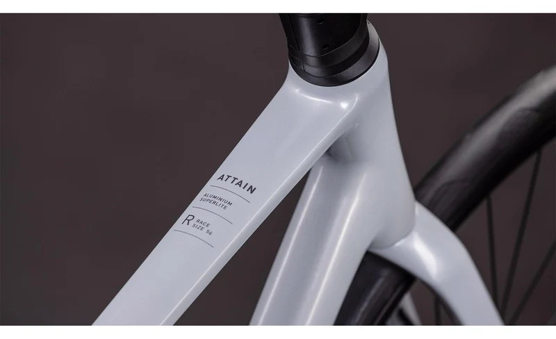 Attain RACE - Foggrey ´n´ shift - CUBE