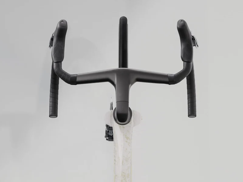 MADONE SLR7 8 GEN - Era White - TREK