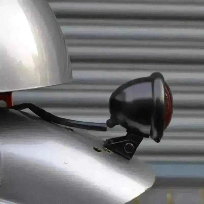 Feu arrière moto LED Cafe Racer
