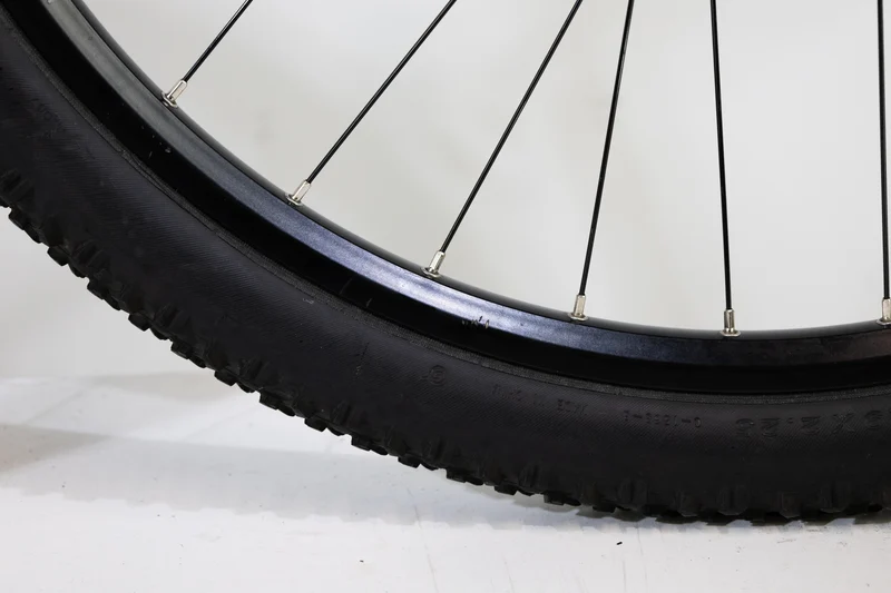 LEVIT Muan MX Overstep 630Wh Black L (1332)