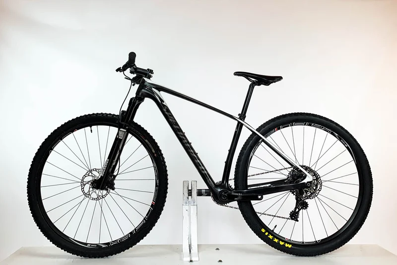 SPECIALIZED Stumpjumper Comp Carbon