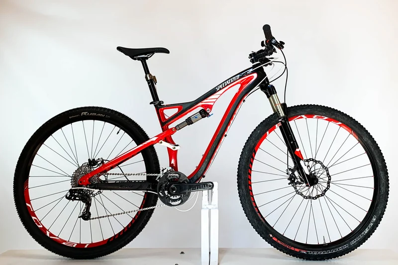 SPECIALIZED Camber Comp Carbon 29