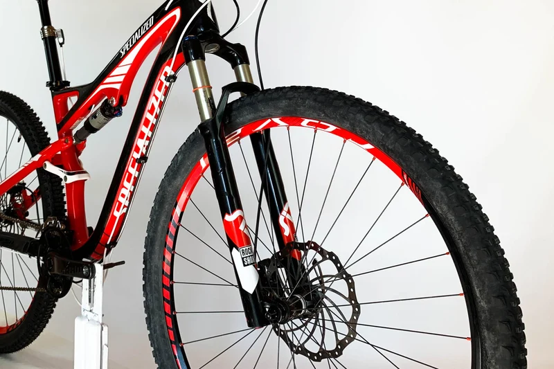 SPECIALIZED Camber Comp Carbon 29