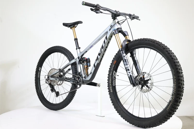 Pivot Trail 429 V2 2022 T.S 2939