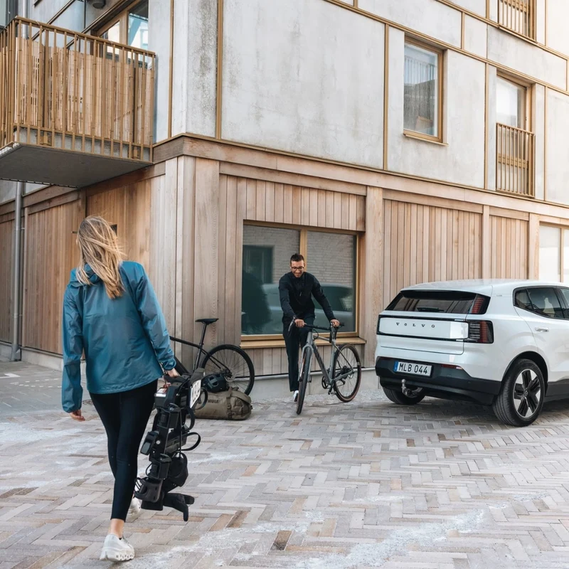 Porte-vélos sur attelage voiture relevable Thule Outpace 2 vélos