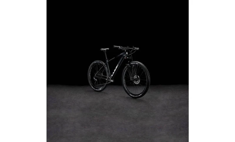 VTT - REACTION ONE - BLACK - CUBE
