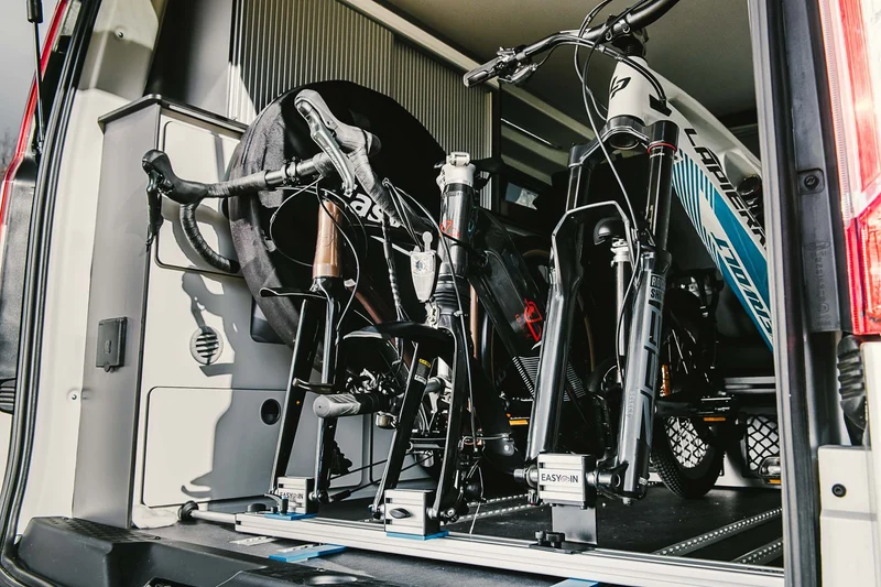 PORTE-VÉLOS INTÉRIEUR EASYIN PRO