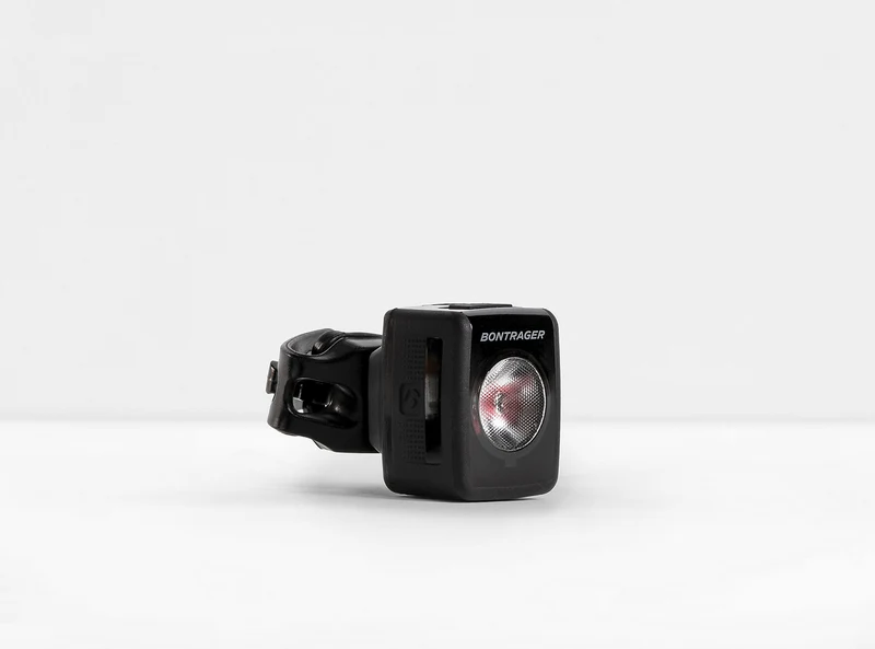 Feu Arrière Vélo Bontrager Flare RT - Visibilité 2km Rechargeable USB