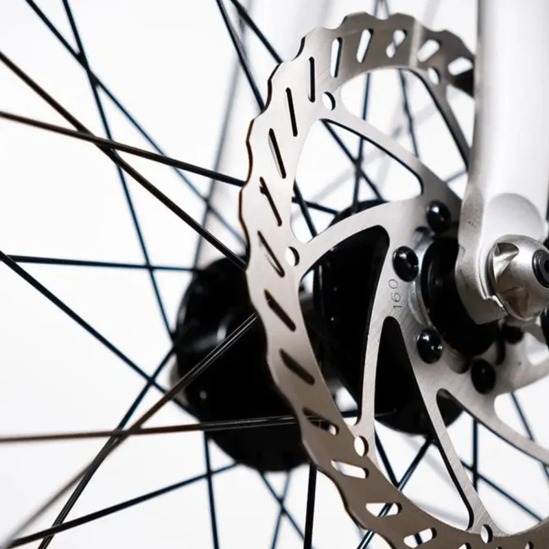 Vélo électrique avec clignotants intégrés Ellipse E2ST Chaîne Fourche Rigide