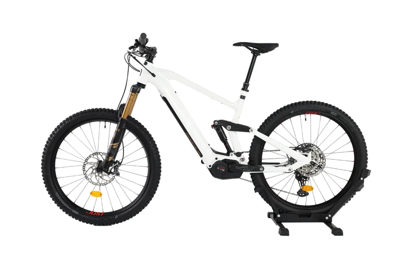 MOUSTACHE Trail 8 2020 T.L