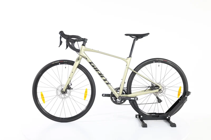 GIANT Revolt 2 2024 T.S