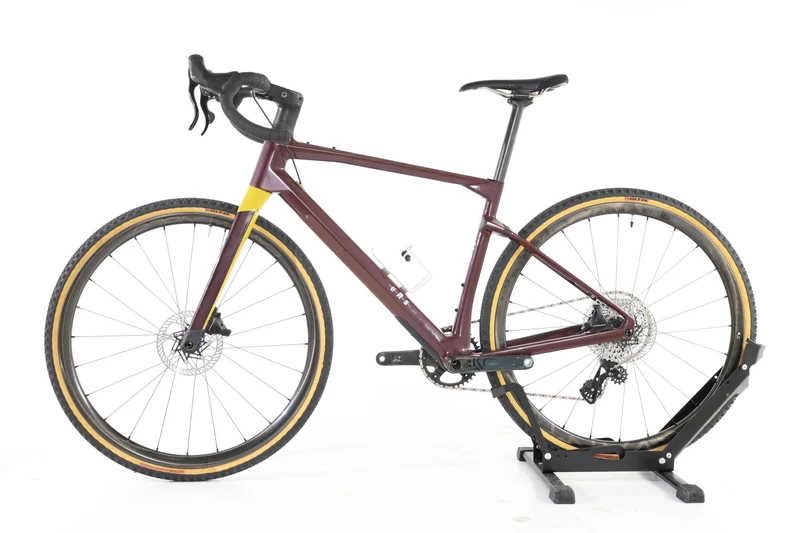 BMC URS 01 Three 2023 T.M