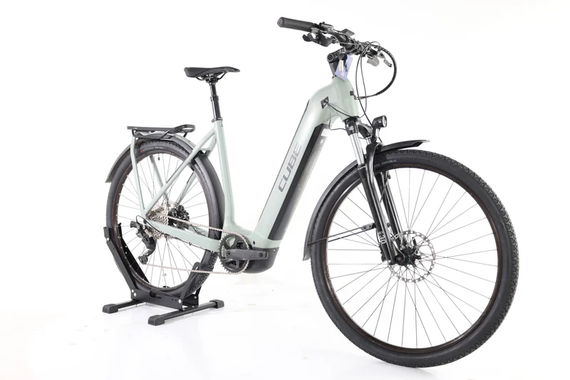 CUBE Kathmandu Hybrid One 2023 T.58