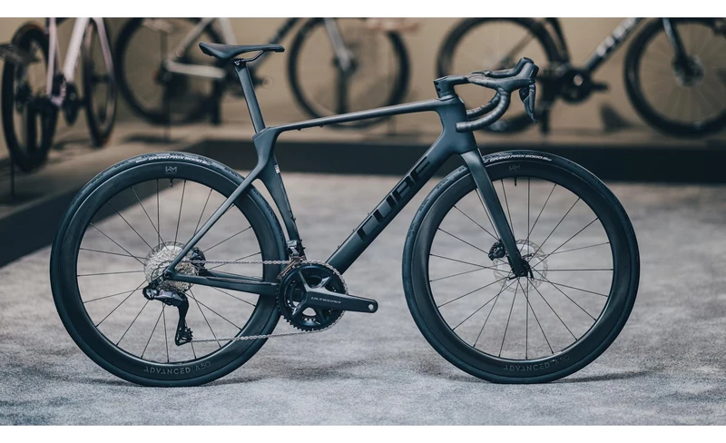CUBE Agree C:62 - Pro - Carbon´n´black