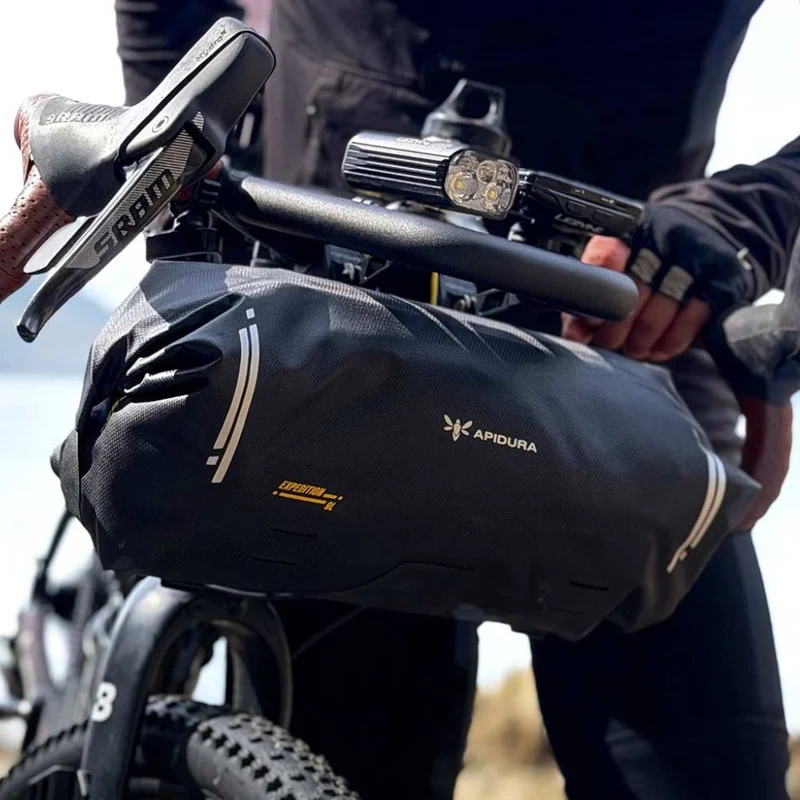 Sacoche de Guidon bikepacking Apidura Expedition