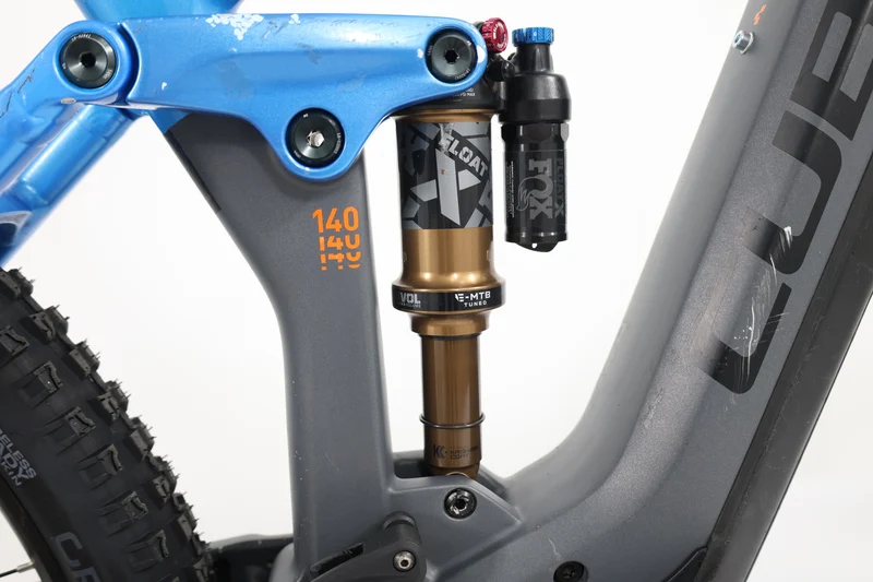 CUBE Stereo Hybrid 140 HPC ActionTeam 750 2023 T.L