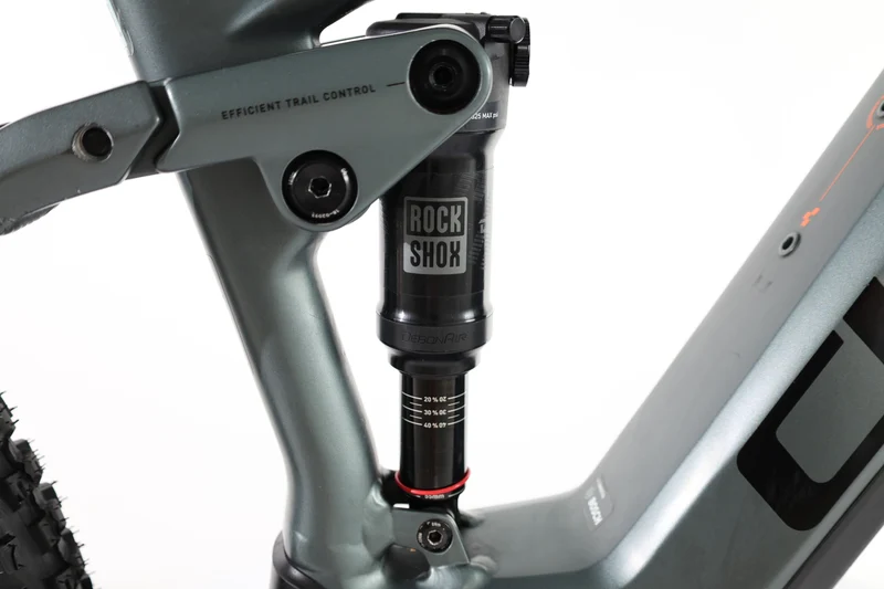 CUBE Stereo Hybrid 120 Pro 625 2022 T.M