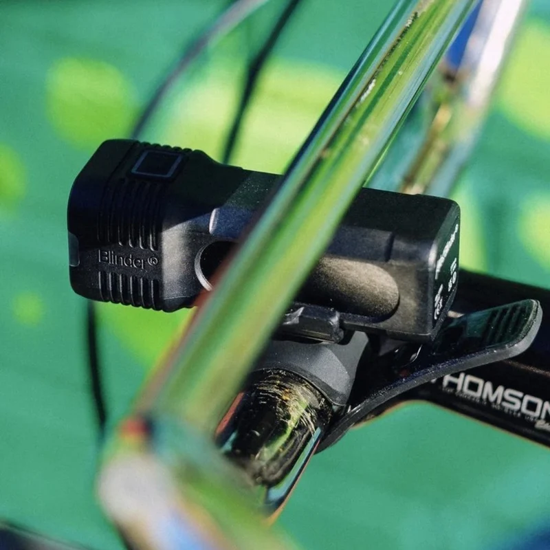 Kit éclairage LED vélo Knog Blinder Pro 400 / Plus Rear