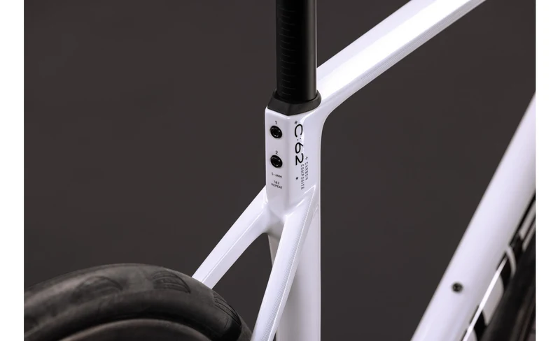 Attain C:62 SLX 2027 - CUBE