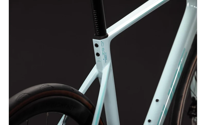 Attain C:62 Race 2027 - frostymint´n´mint - CUBE