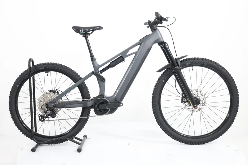 CUBE Stereo Hybrid ONE77 HPC Race 800 2025