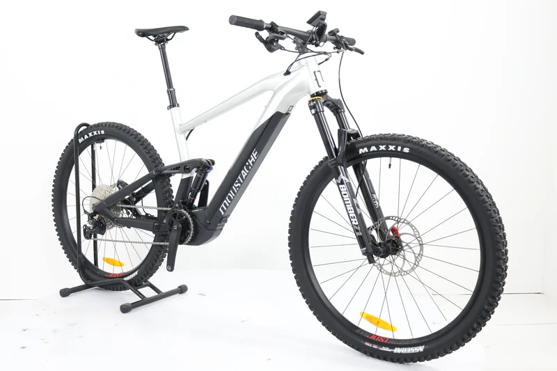 MOUSTACHE Samedi 29 Trail 5 2023 T.XL