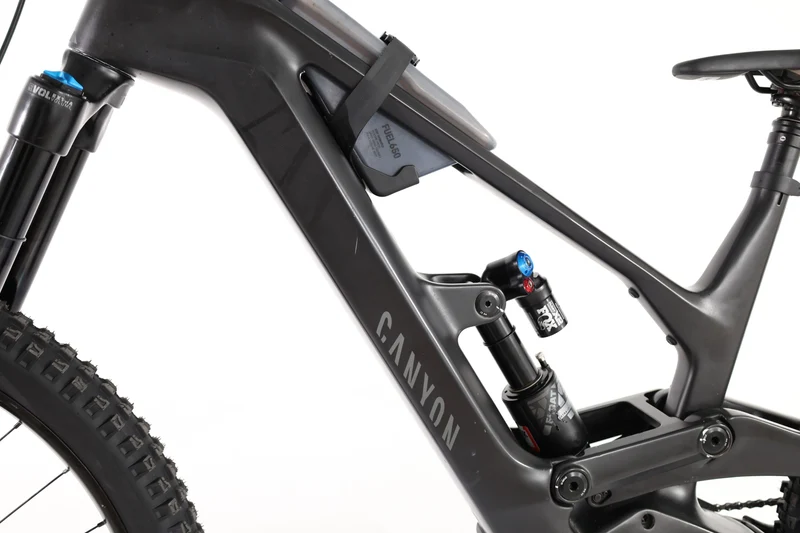 CANYON Torque:On CF 9 2025 T.L
