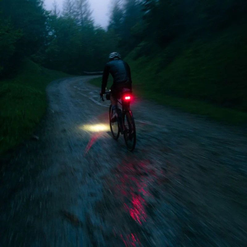 Eclairage arrière rechargeable 150 lumens Zéfal Supervision R150