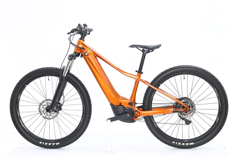 LIV Vall E+ 3 2024 T.XS