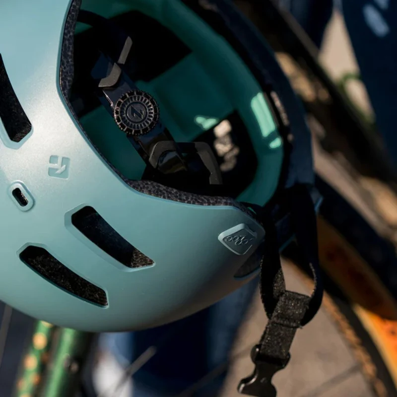 Casque vélo enfant et ado GoFluo Maze