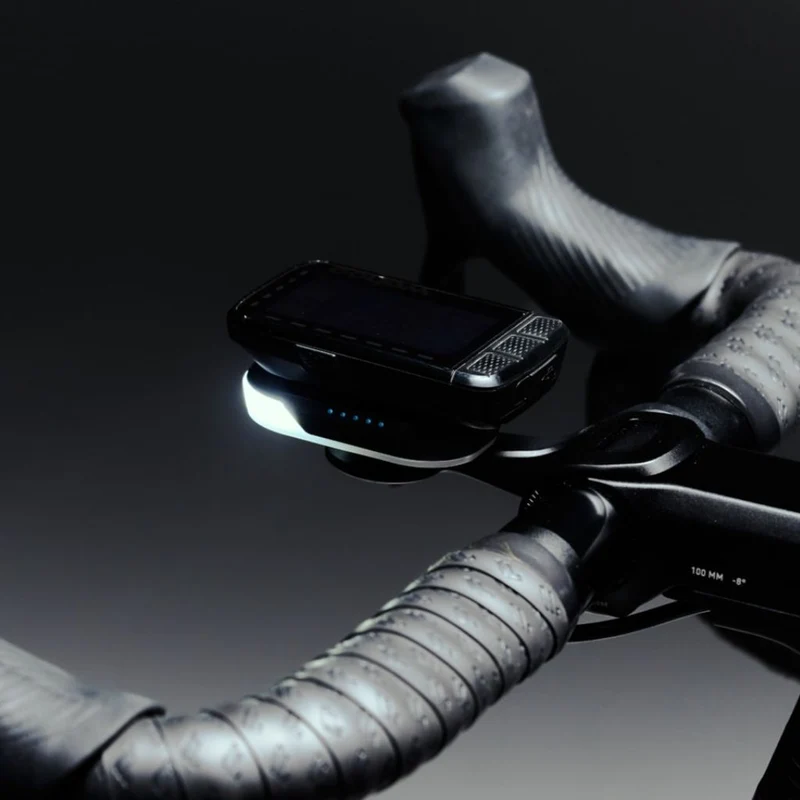 Eclairage avant pour vélo à insérer sous compteur GPS BBB Cycling Slice 300