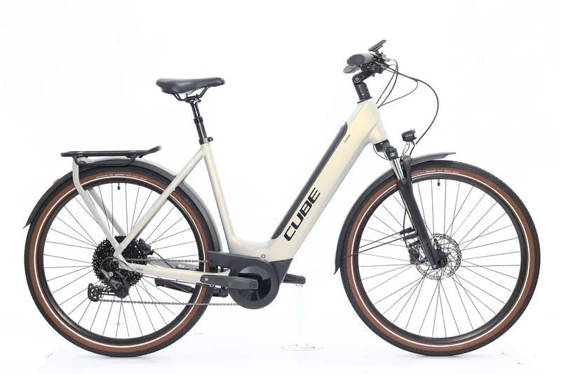 CUBE Touring Hybrid Pro 625 2024 T.58