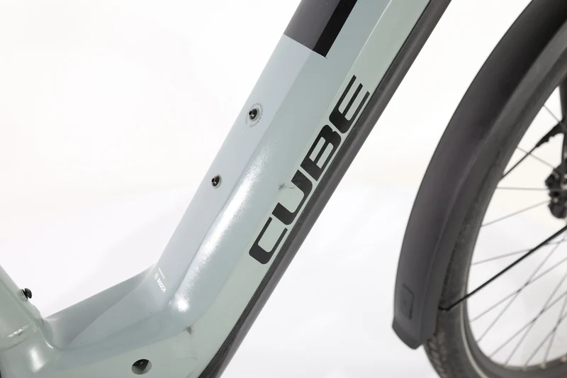 CUBE Kathmandu Hybrid One 750 2023 T.58