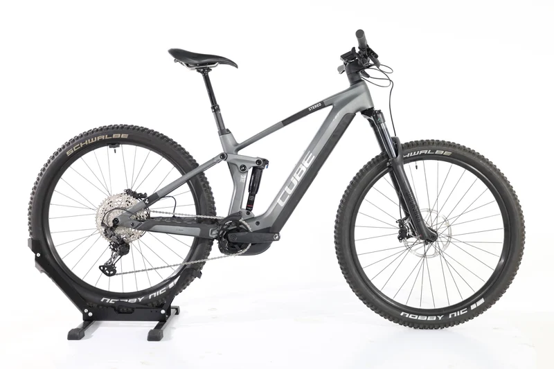 CUBE Stereo Hybrid 140 HPC Race 750 2023 T.M